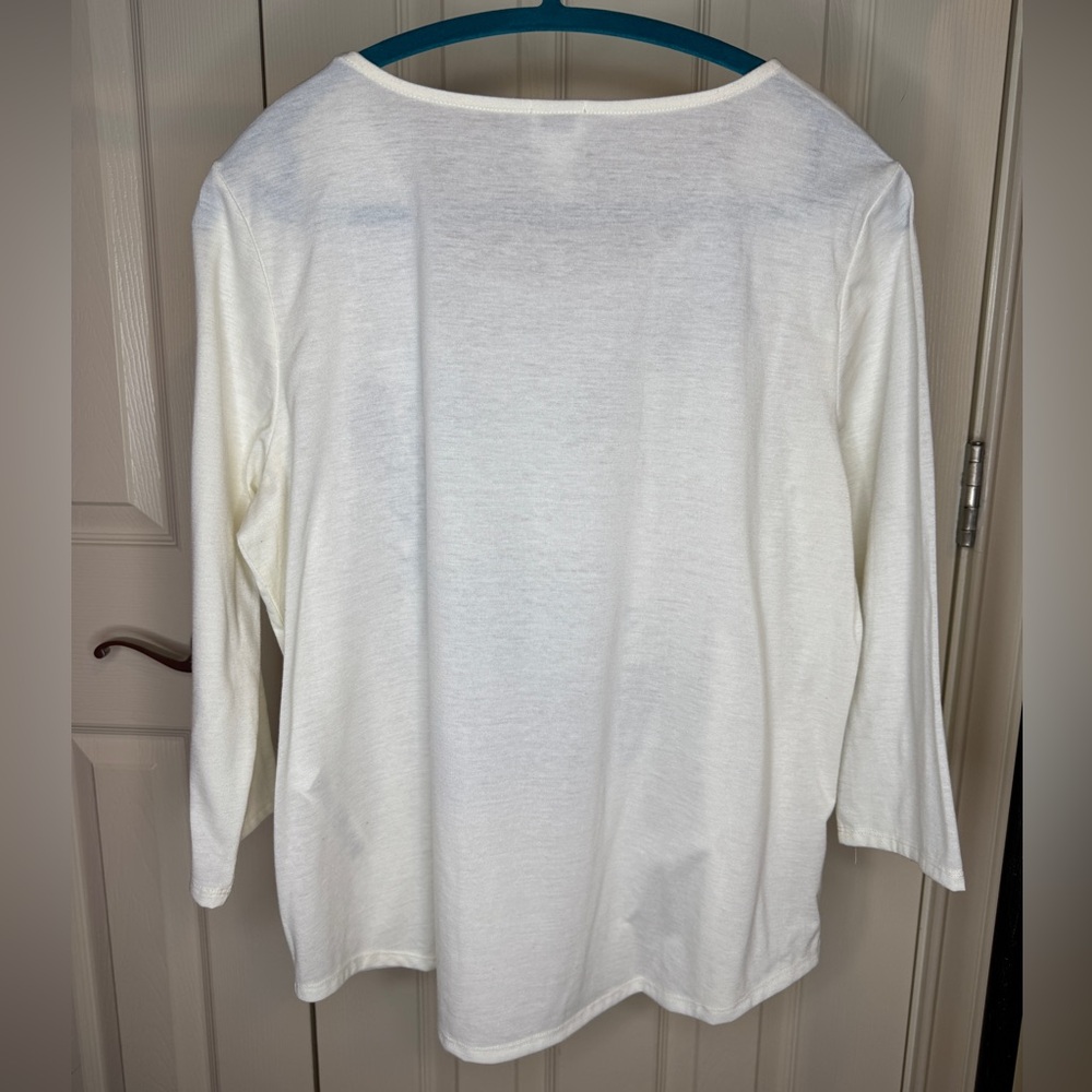 Chico’s 3/4 sleeve White and Purple Paisley Top women size large - Picture 8 of 9